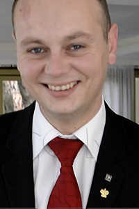 JULIEN-CANALE-MAS-CANDILE
